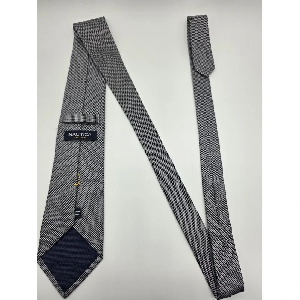 Nautica Tie Men's Black Gray Silk Geometric Tie Long Necktie 61